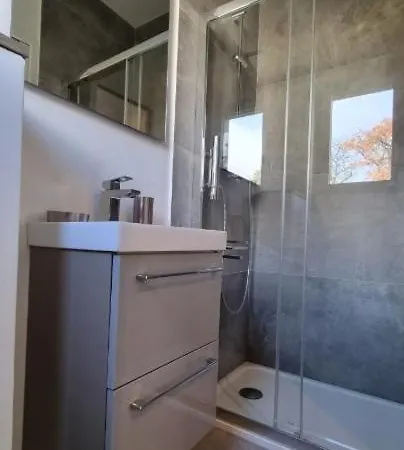 Apartman Apartments *